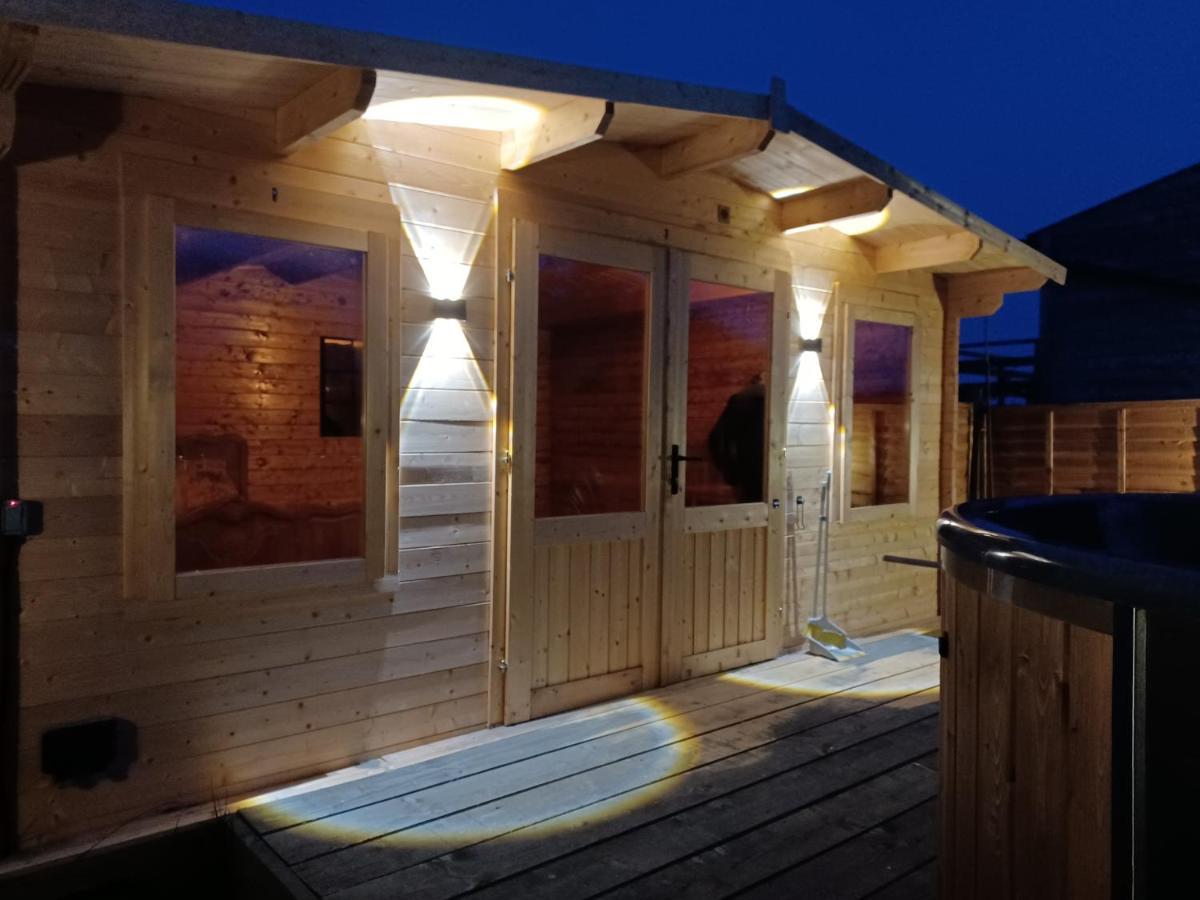 Norwell View Farm Glamping With Hot Tubs Hotel Bath Bagian luar foto