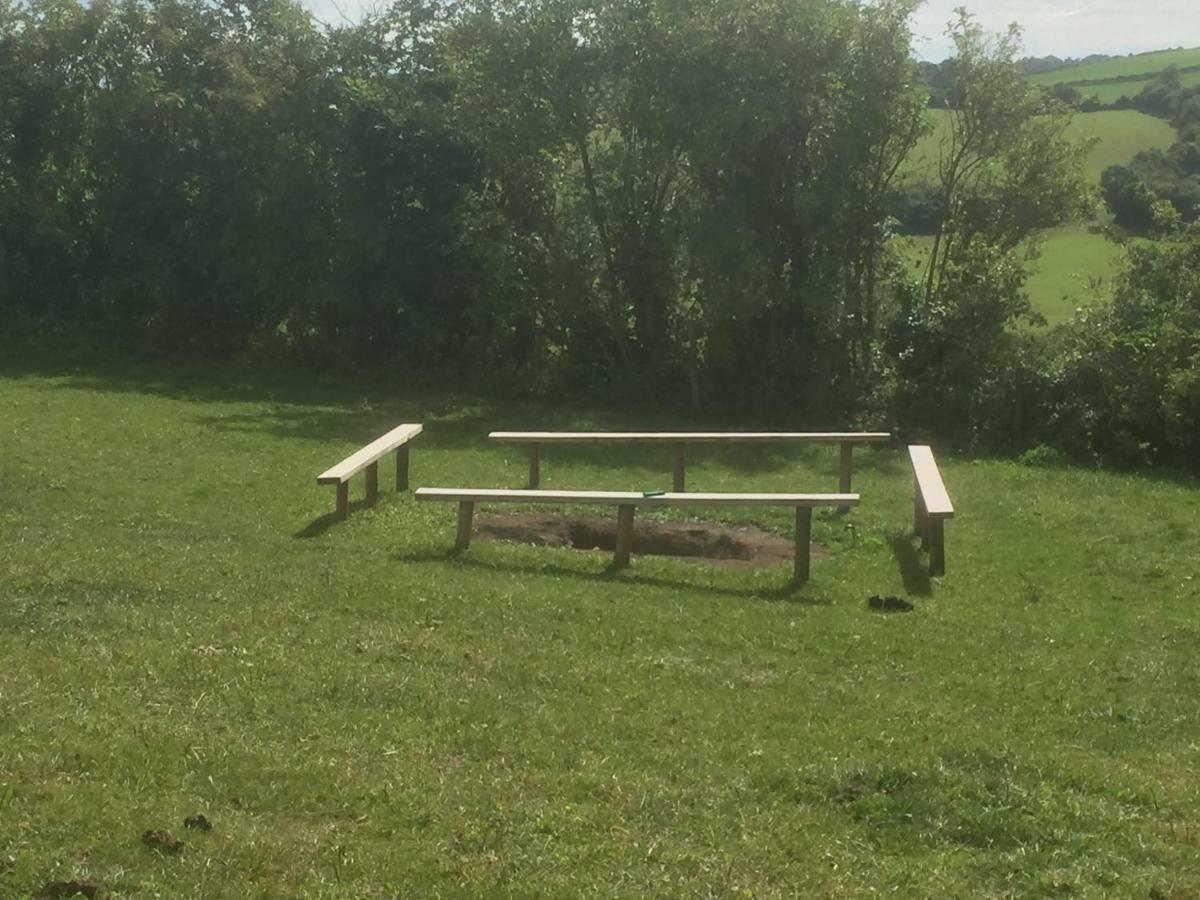Norwell View Farm Glamping With Hot Tubs Hotel Bath Bagian luar foto