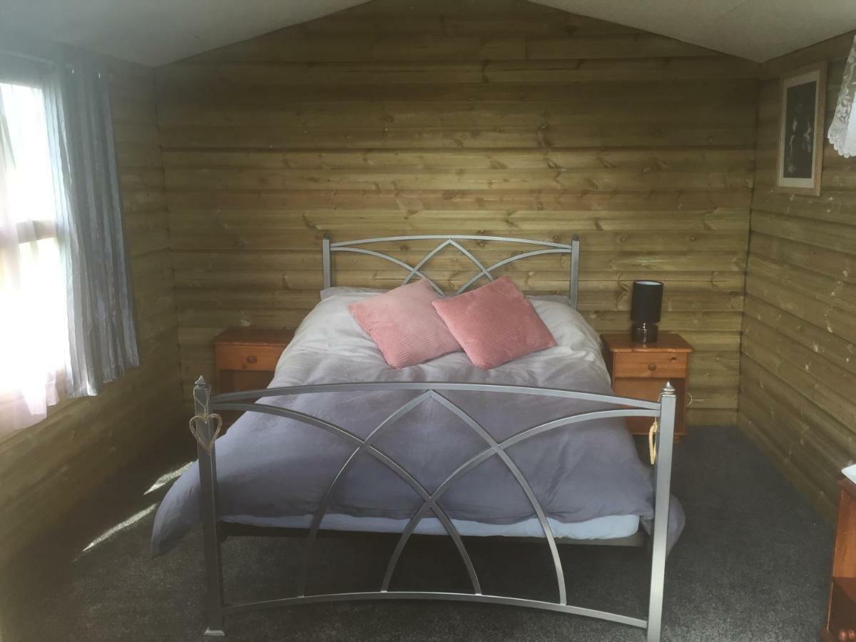 Norwell View Farm Glamping With Hot Tubs Hotel Bath Bagian luar foto